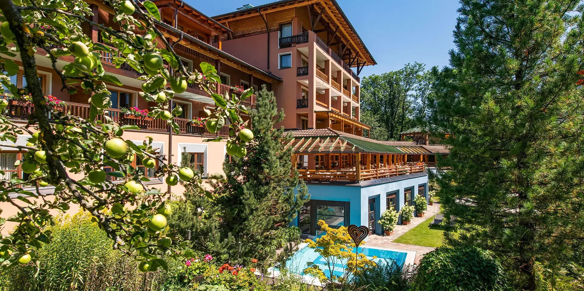 Terrasse & Pool Hotel Montafoner Hof